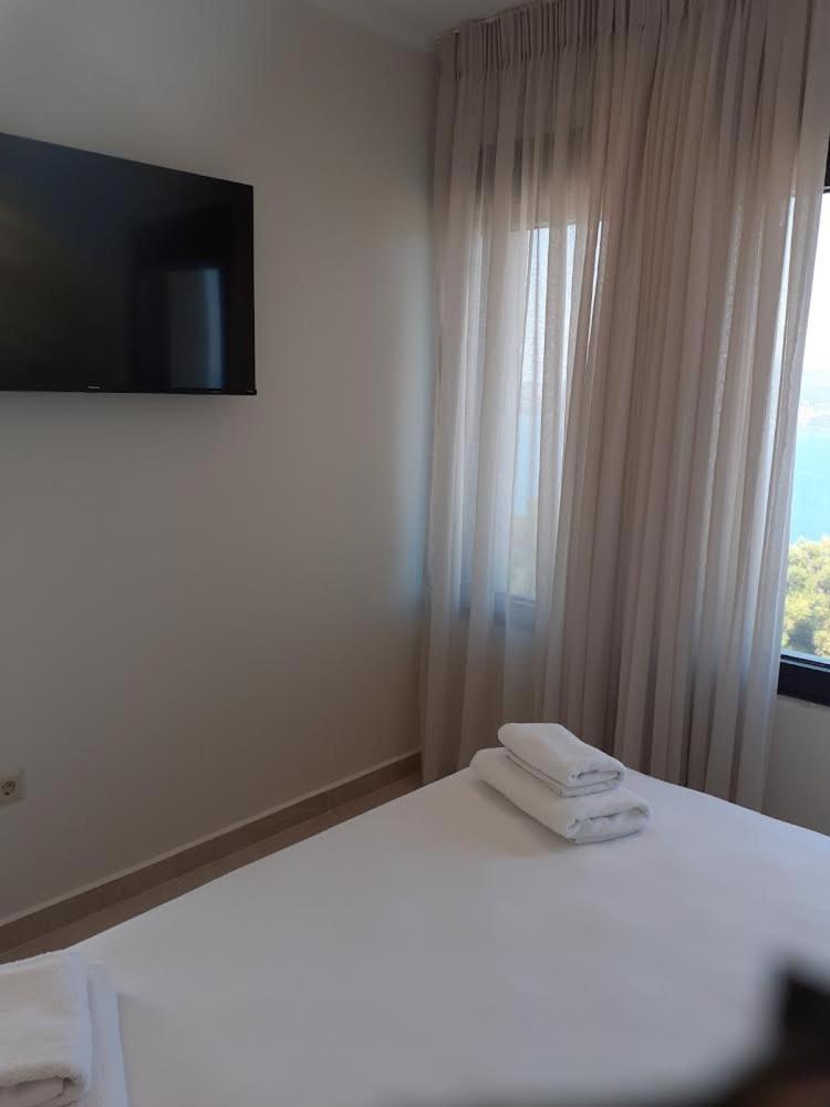Ionian Stone Luxury Villa Никиана Екстериор снимка